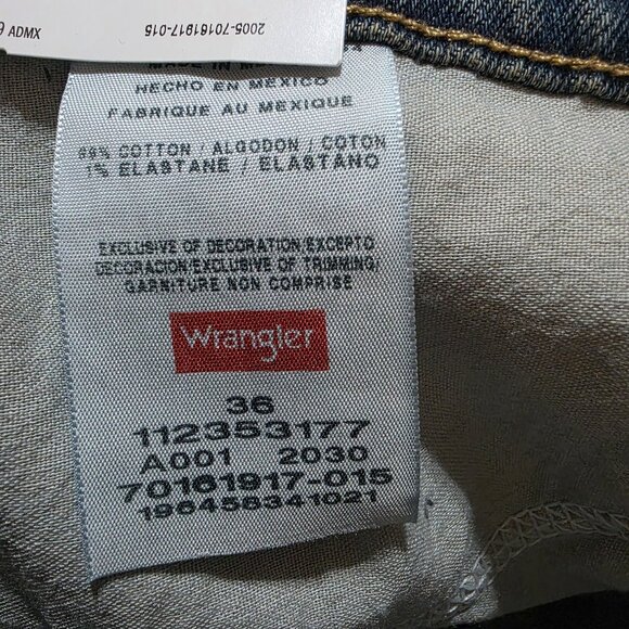 Wrangler Relaxed Fit Five Pocket Denim Shorts Saddle Stitching Mens Size 36 Blue - Picture 10 of 10